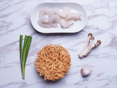 Seafood Ee-fu Noodles (serves 2)